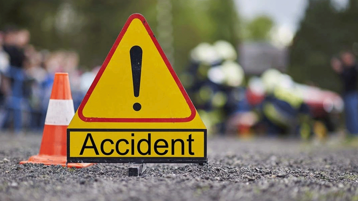 Accident | बंगाल में बारात ले कर जा रही कार पुल से नीचे गिरी, चार की मौत