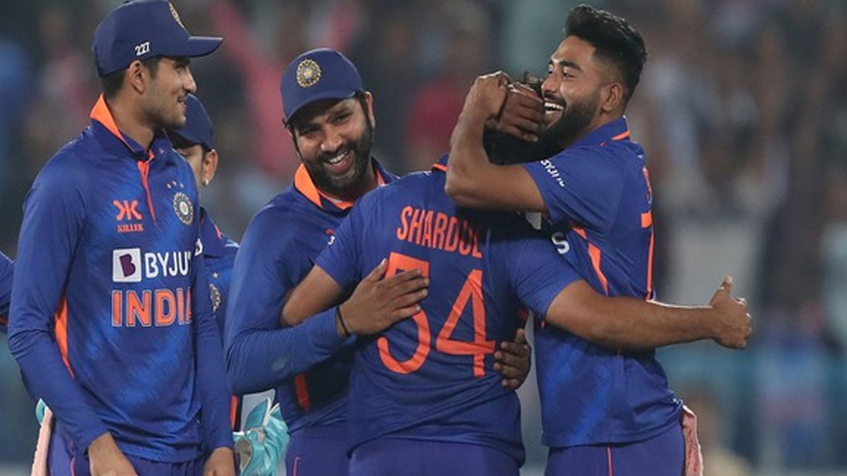 IND VS NZ 2nd ODI | रोहित शर्मा ने जीता टॉस, न्यूजीलैंड पहले करेगी पहले बल्लेबाजी, टीम इंडिया की प्लेइंग-11 में नहीं कोई बदलाव