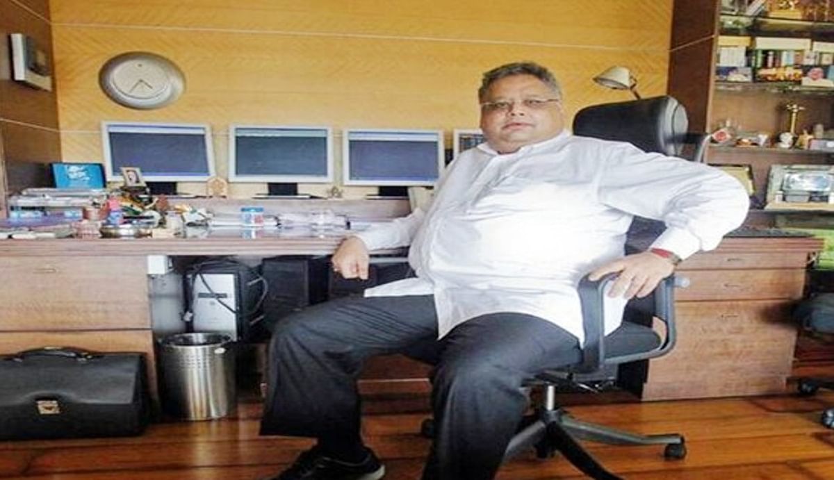 बिग बुल राकेश झुनझुनवाला ने स्टेट बैंक में निवेश करने से कर दिया था मना, SBI के पूर्व चेयरमैन का खुलासा