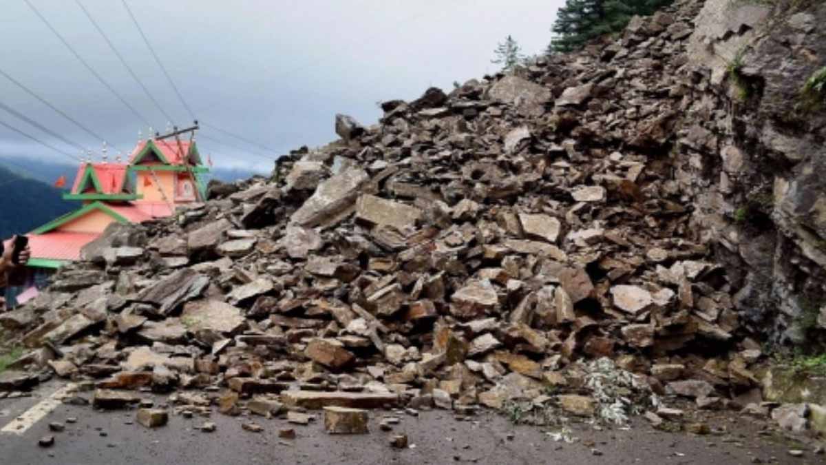 Landslide | पेरू में लगातार मूसलाधार बारिश, भूस्खलन से 36 लोगों की मौत