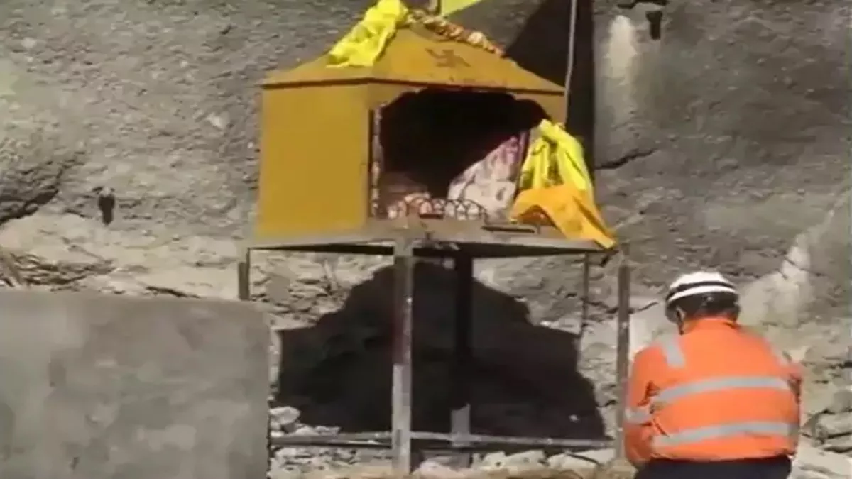 arnold dix bowed temple, Uttarkashi news, Tunnel accident in Uttarkashi- India TV Hindi